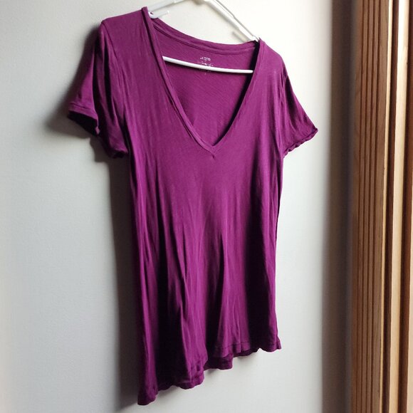 J. Crew Fuchsia Featherweight Slub Cotton V-Neck T-Shirt Size Small - Picture 4 of 13